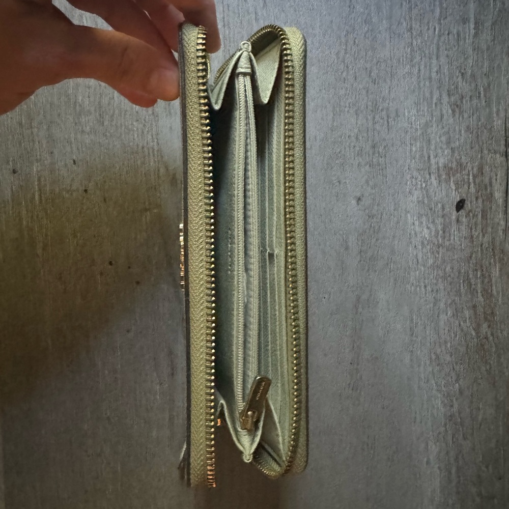 Coach ombré mint wallet - Picture 2 of 3